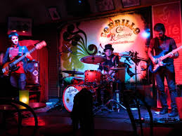 Música en vivo en CAFÉ CORRILLO